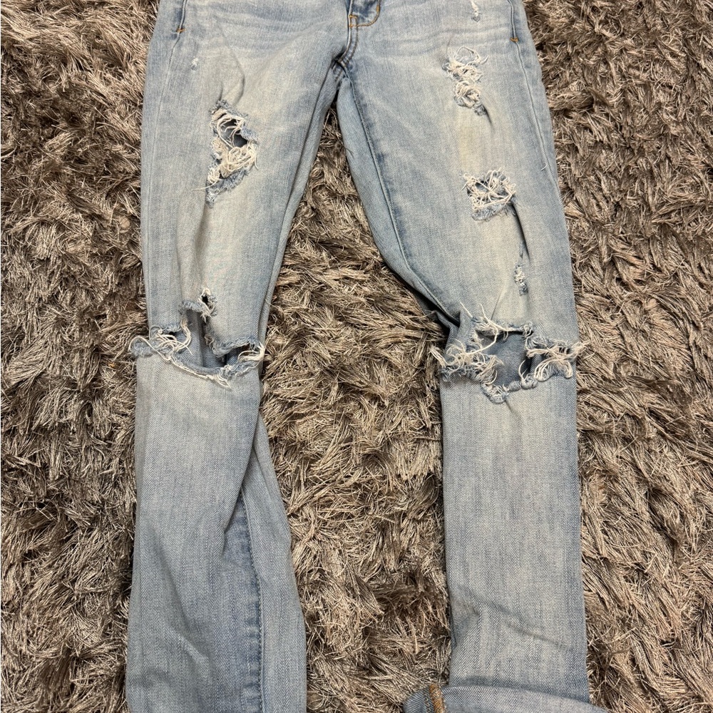 American Eagle Distressed Light Blue Women's Jeans